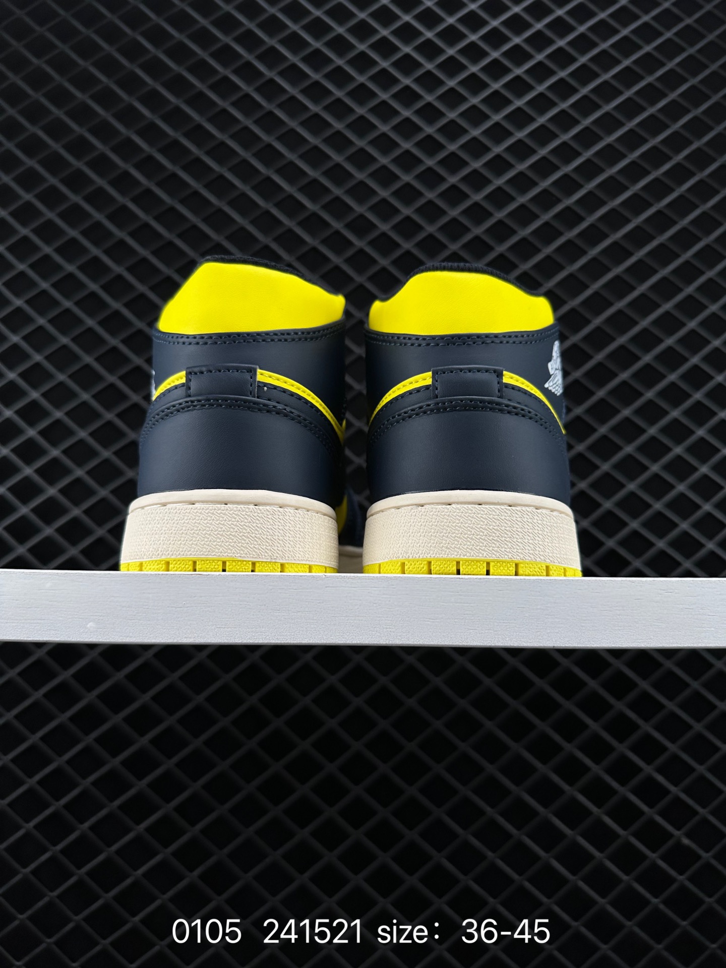 Nike Air Jordan 1 Retro High OG”Black/White“